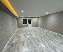 Satılır Yeni Tikili Xalqlar dostluğu m., 8-ci kilometr, Nizami r.