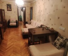 Satılır Köhnə Tikili Neftçilər m., 8-ci kilometr, Nizami r. Satılır Köhnə Tikili Neftçilər m., 8-ci kilometr, Nizami r.