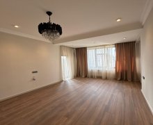 Satılır Yeni Tikili Gənclik m., Nərimanov r.