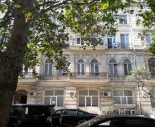 Satılır Köhnə Tikili Sahil m., Səbail r.