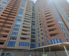 Satılır Yeni Tikili Azadlıq m., 7-ci mikrorayon, Binəqədi r.