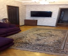 iceri seherde aylıq kiraye evler İçərişəhər m., Səbail r.