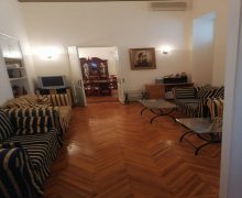 Kirayə (aylıq) Köhnə Tikili İçərişəhər m., Səbail r. Kirayə (aylıq) Köhnə Tikili İçərişəhər m., Səbail r.