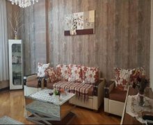 Satılır Yeni Tikili Memar Əcəmi m., 4-cü mikrorayon, Nəsimi r.