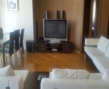 genclikde evlerin qiymeti Gənclik m., Nərimanov r.