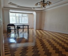 Satılır Köhnə Tikili Xırdalan ş.