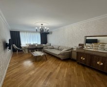 Satılır Köhnə Tikili 7-ci mikrorayon, Binəqədi r.