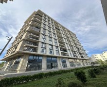 Satılır Yeni Tikili Azadlıq m., 7-ci mikrorayon, Binəqədi r.