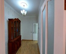 memar ecemide satilan evler Memar Əcəmi m., 9-cu mikrorayon, Binəqədi r.