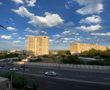 Satılır Köhnə Tikili Elmlər akademiyası m., Yasamal r.