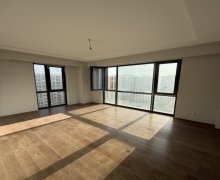 Satılır Yeni Tikili İnşaatçılar m., Yasamal qəs., Yasamal r.