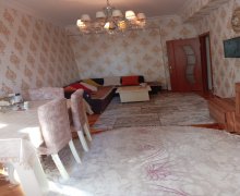 memar ecemide satilan evler Memar Əcəmi m., 9-cu mikrorayon, Binəqədi r.