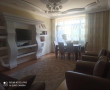 Satılır Köhnə Tikili Qusar ş.