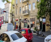 Satılır Köhnə Tikili 28 May m., 28 Mall, Nəsimi r.