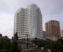 Satılır Yeni Tikili Elmlər akademiyası m., Yasamal r.