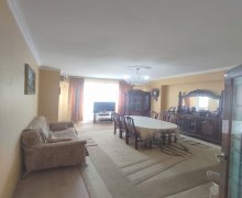 Satılır Yeni Tikili İnşaatçılar m., Yeni Yasamal qəs., Yasamal r.