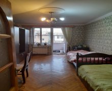 Satılır Köhnə Tikili Neftçilər m., 8-ci kilometr, Nizami r.