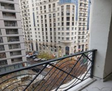 Satılır Yeni Tikili Cəfər Cabbarlı m., Bakı Slavyan Universiteti, Nəsimi r.