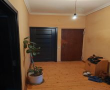 Satılır Köhnə Tikili İnşaatçılar m., Yeni Yasamal qəs., Yasamal r.