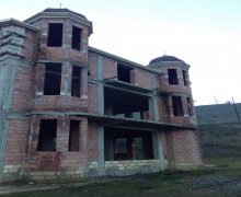 Satılır Həyət evi/villa Quba ş.