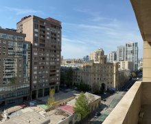 28 mayda satilan bina evleri 28 May m., Nəsimi r.