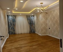 Satılır Yeni Tikili Azadlıq m., 8-ci mikrorayon, Binəqədi r.