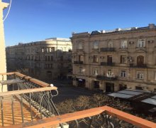 Kirayə (aylıq) Köhnə Tikili İçərişəhər m., Səbail r.