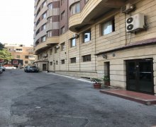 28 mayda satilan bina evleri 28 May m., Nəsimi r.