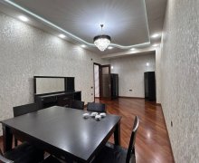 Satılır Yeni Tikili Memar Əcəmi m., Binəqədi r.