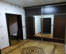 Satılır Köhnə Tikili Memar Əcəmi m., 9-cu mikrorayon, Binəqədi r.