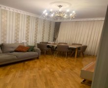 Satılır Yeni Tikili İnşaatçılar m., Yeni Yasamal qəs., Yasamal r.