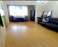 Satılır Köhnə Tikili Dərnəgül m., 7-ci mikrorayon, Binəqədi r.