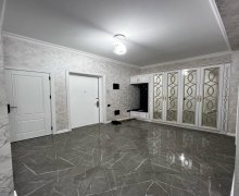 qara qarayevde satilan evler Qara Qarayev m., Nizami r.