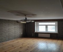 Kirayə (aylıq) Köhnə Tikili Qaraçuxur qəs., Suraxanı r.