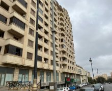 Satılır Yeni Tikili Yeni Günəşli qəs., Suraxanı r.