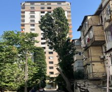 Satılır Yeni Tikili Memar Əcəmi m., 4-cü mikrorayon, Nəsimi r.