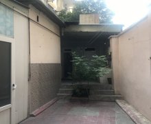 Satılır Köhnə Tikili Elmlər akademiyası m., Yasamal qəs., Yasamal r.