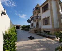 Kirayə (aylıq) Bağ evi Novxanı, Abşeron r. Kirayə (aylıq) Bağ evi Novxanı, Abşeron r.