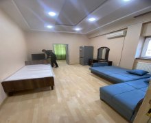 Kirayə (aylıq) Yeni Tikili İnşaatçılar m., Yasamal qəs., Yasamal r.