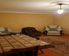 Kirayə (aylıq) Həyət evi/villa Qara Qarayev m., Nizami r. Kirayə (aylıq) Həyət evi/villa Qara Qarayev m., Nizami r.