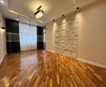 Satılır Yeni Tikili Neftçilər m., Nizami r.