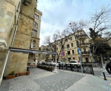 Kirayə (aylıq) Köhnə Tikili Sahil m., Fontanlar bağı, Səbail r.