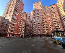 Satılır Yeni Tikili İnşaatçılar m., Yeni Yasamal qəs., Yasamal r.