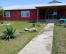 Kirayə (günlük) Həyət evi/villa Qəbələ ş. Kirayə (günlük) Həyət evi/villa Qəbələ ş.