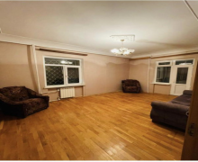 Satılır Köhnə Tikili Azadlıq m., 7-ci mikrorayon, Binəqədi r.