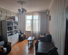 Satılır Yeni Tikili Azadlıq m., 8-ci mikrorayon, Binəqədi r.