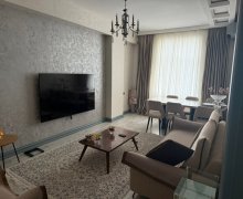 Satılır Yeni Tikili Azadlıq m., 7-ci mikrorayon, Binəqədi r.