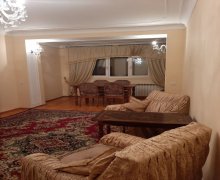 Satılır Köhnə Tikili Elmlər akademiyası m., Yasamal r.