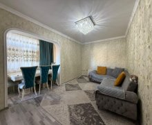 Satılır Köhnə Tikili Memar Əcəmi m., 9-cu mikrorayon, Binəqədi r.