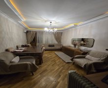 Satılır Köhnə Tikili Memar Əcəmi m., 3-cü mikrorayon, Nəsimi r.